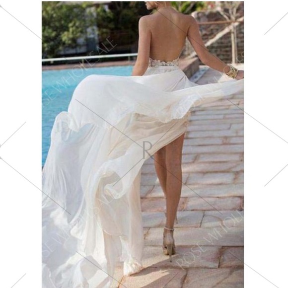 RESTOCKED💞Elegant Halter Neck High Slit Maxi - Picture 3 of 6